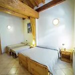 Апартаменты With Fireplace