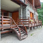 With Fireplace * Анте-Сент-Андре
