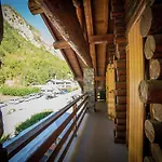 With Fireplace Апартаменты *