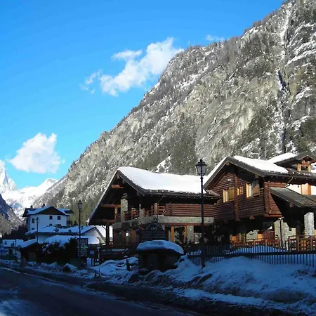 아파트 With Fireplace Antey-Saint-André