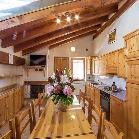 With Fireplace 아파트 Antey-Saint-André