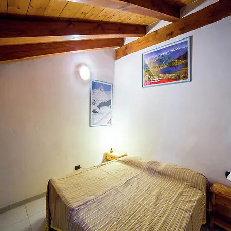 With Fireplace 아파트 Antey-Saint-André