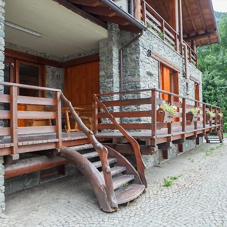 With Fireplace * Antey-Saint-André