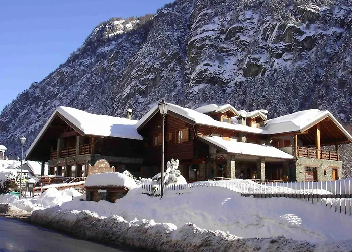 Appartamento With Fireplace Antey-Saint-André