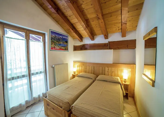 With Fireplace Apartment