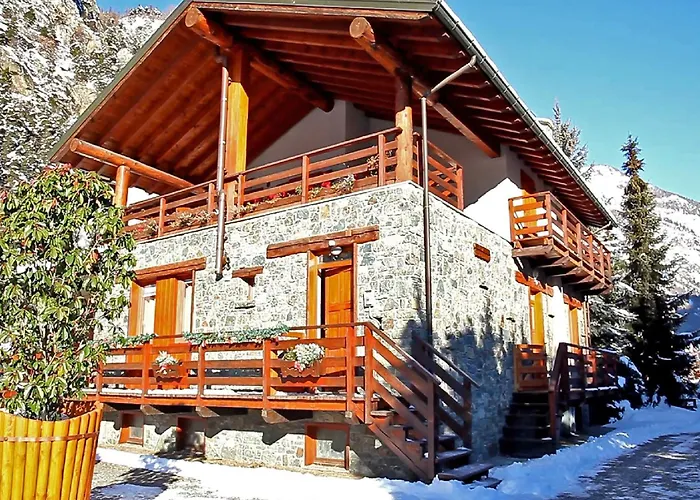 With Fireplace Apartment *