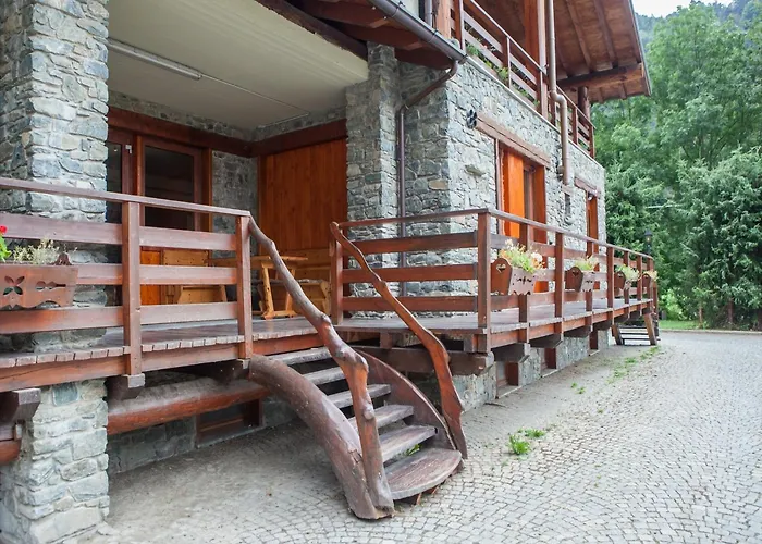 With Fireplace * Antey-Saint-André